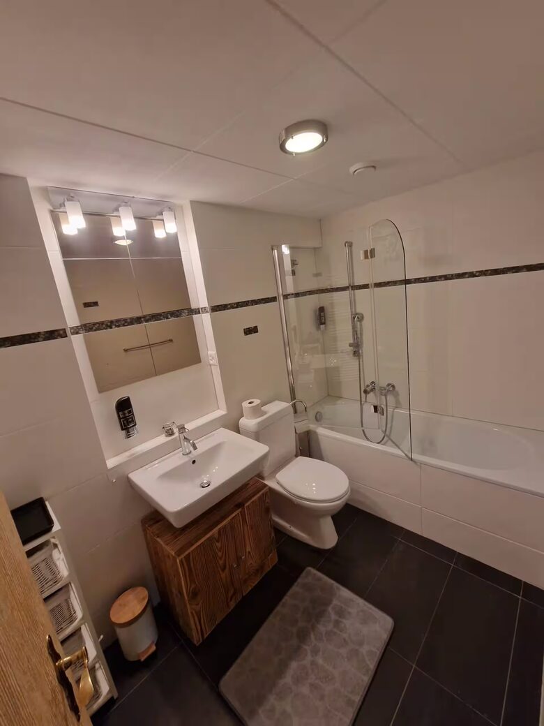 Mountain Apartment with Panoramic Swiss Views - Veysonnaz, Switzerland