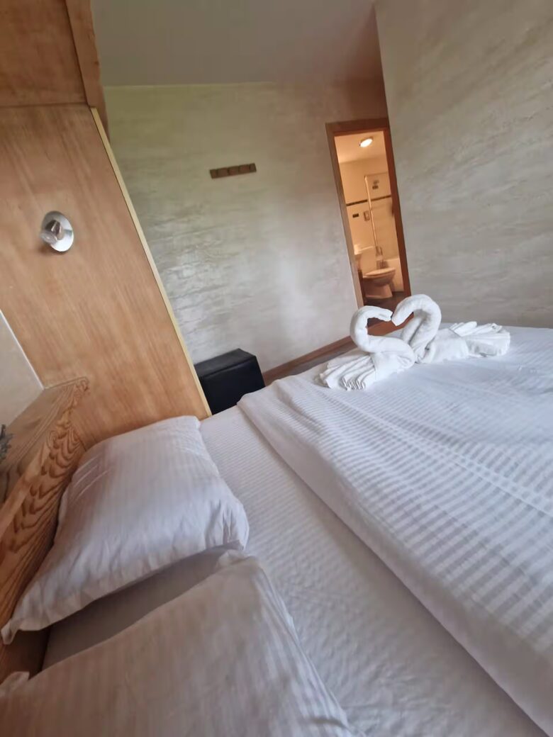 Mountain Apartment with Panoramic Swiss Views - Veysonnaz, Switzerland