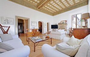 Sophisticated Roman Treasure in the Heart of Trastevere - Rome, Italy