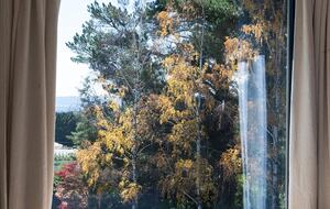 A Country House Above the Vines - Canobolas, Australia