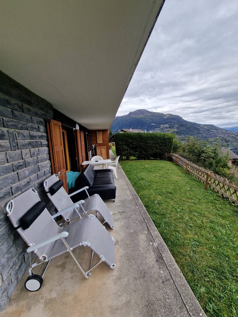 Mountain Apartment with Panoramic Swiss Views - Veysonnaz, Switzerland