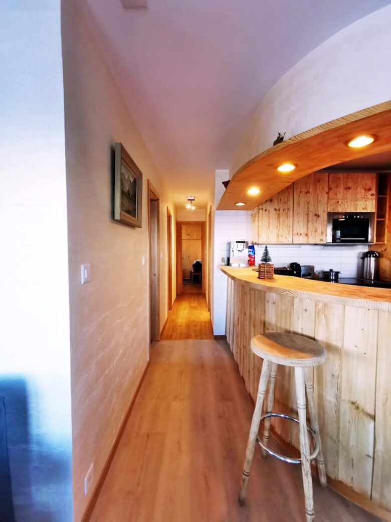 Mountain Apartment with Panoramic Swiss Views - Veysonnaz, Switzerland
