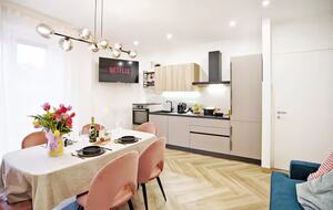 Elegant Two Bedroom Apartment Near Santa Maria Novella - Florence, Italy