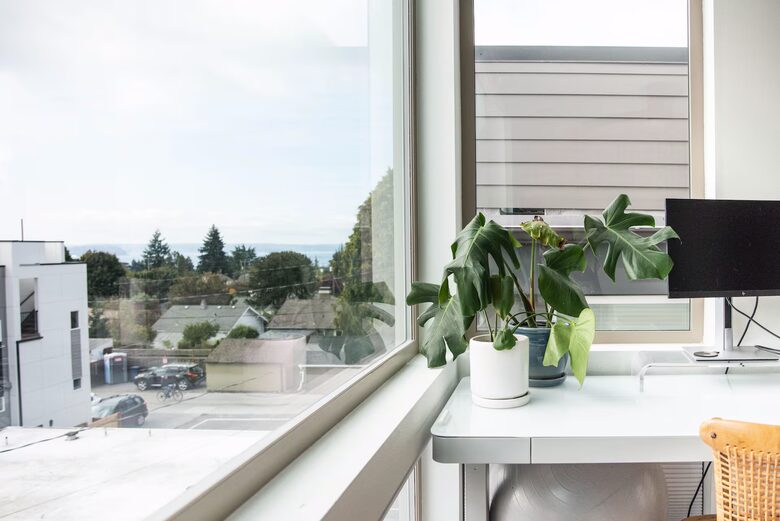 Modern West Seattle Townhome with Rooftop Views - Seattle, Washington