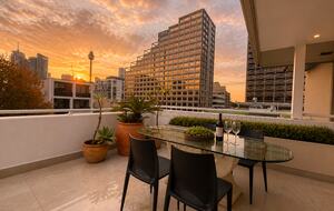 Sophisticated Sydney Escape with Panoramic Skyline Views - Sydney, Australia