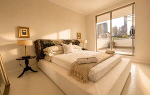 Sophisticated Sydney Escape with Panoramic Skyline Views - Sydney, Australia
