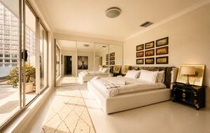 Sophisticated Sydney Escape with Panoramic Skyline Views - Sydney, Australia