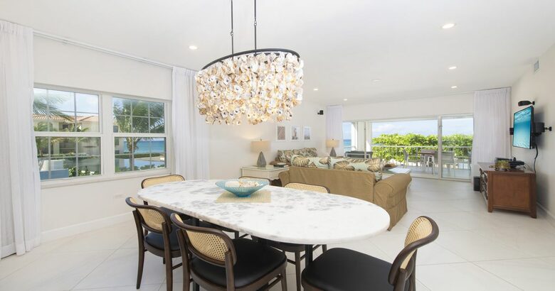 Grand Cayman Beachfront Stay with Ocean Views located on Seven Mile Beach - George Town, Cayman Islands