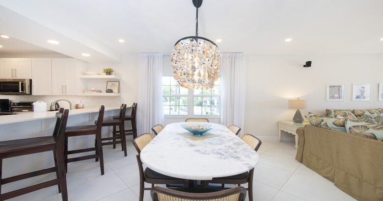 Grand Cayman Beachfront Stay with Ocean Views located on Seven Mile Beach - George Town, Cayman Islands