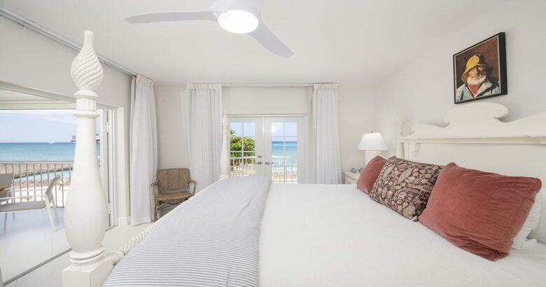 Grand Cayman Beachfront Stay with Ocean Views located on Seven Mile Beach - George Town, Cayman Islands