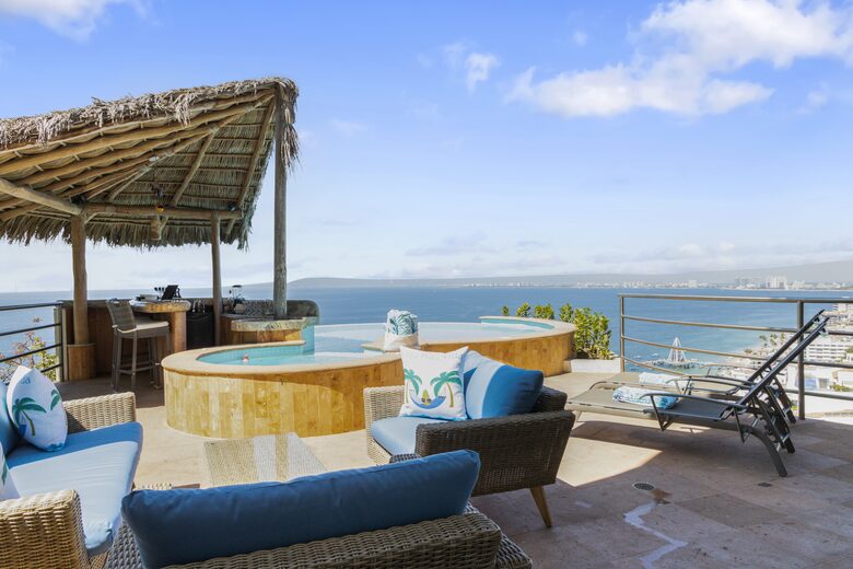 Bayview Villa Above Los Muertos Beach with Private Infinity Pool - Vallarta, Mexico