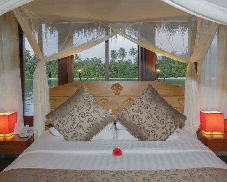 Medhufushi Island Resort- Water Villa - Meemu Atoll, Maldives