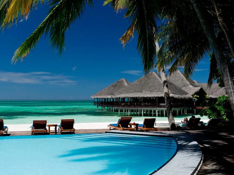 Medhufushi Island Resort- Water Villa - Meemu Atoll, Maldives