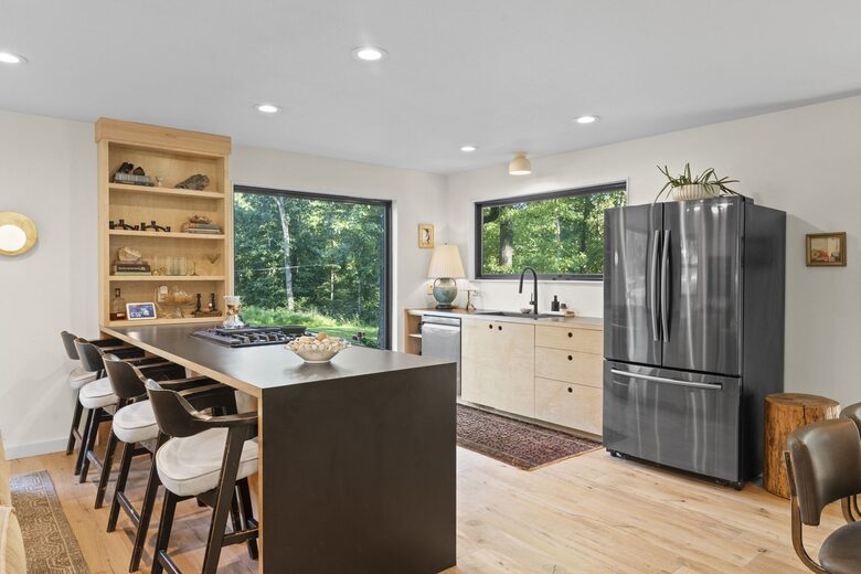 Contemporary Creekside Escape in Northwest Arkansas - Bentonville, Arkansas