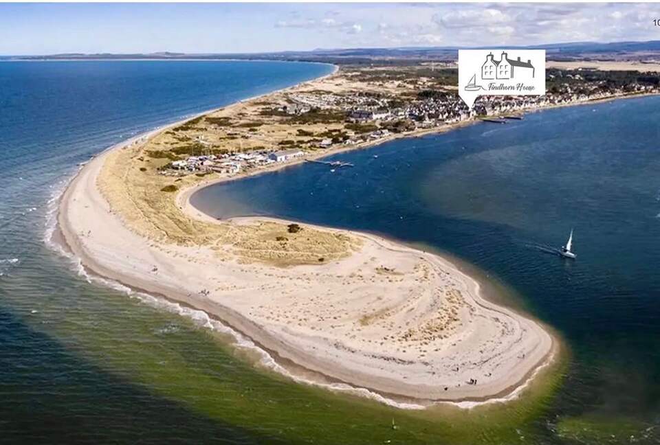 Coastal Elegance on Findhorn Bay - Forres, United Kingdom