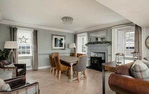 Coastal Elegance on Findhorn Bay - lower apartment - Moray, United Kingdom