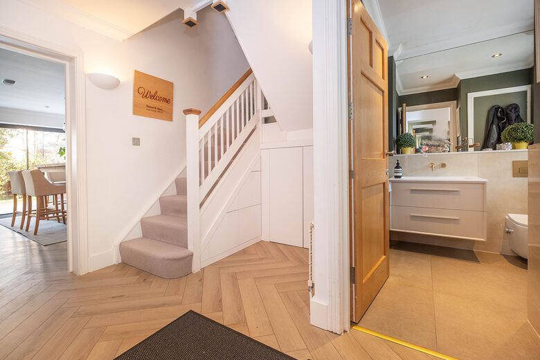 Wimbledon’s Finest Townhome - Wimbledon, London, United Kingdom