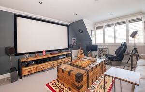 Wimbledon’s Finest Townhome - Wimbledon, London, United Kingdom
