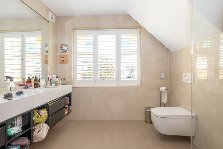 Wimbledon’s Finest Townhome - Wimbledon, London, United Kingdom