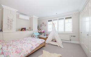 Wimbledon’s Finest Townhome - Wimbledon, London, United Kingdom