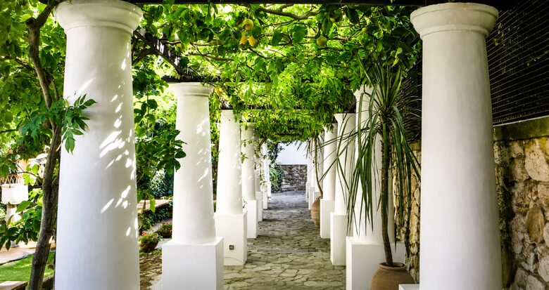 A Capri Sanctuary with Garden Views - Capri, Italy
