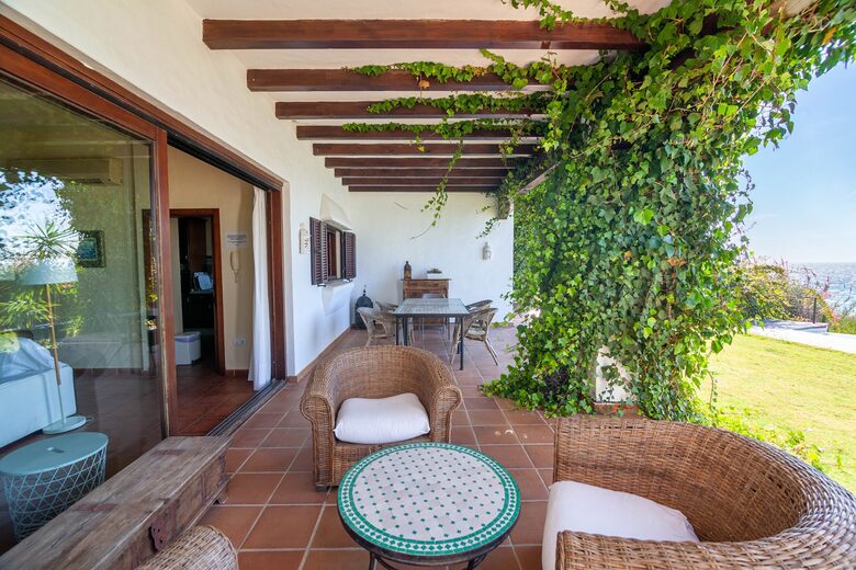 An Oceanfront Villa of Sophisticated Calm - Zahara De Los Atunes, Tarifa, Spain