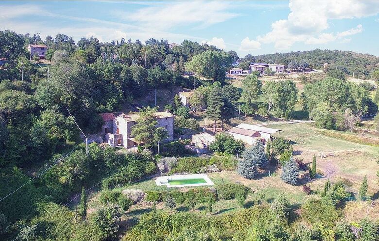 Countryside Serenity in a Refined Tuscan Villa - Cortona, Italy