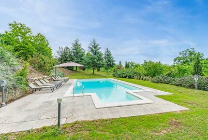 Countryside Serenity in a Refined Tuscan Villa - Cortona, Italy