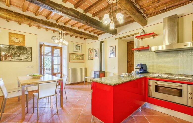 Countryside Serenity in a Refined Tuscan Villa - Cortona, Italy