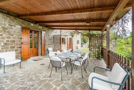 Countryside Serenity in a Refined Tuscan Villa - Cortona, Italy