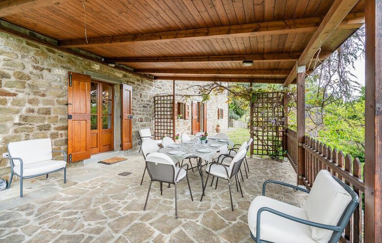 Countryside Serenity in a Refined Tuscan Villa - Cortona, Italy