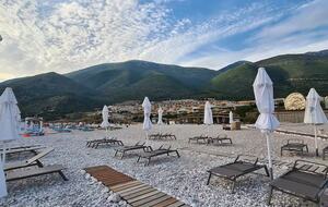 Well Appointed Seaside Living with Resort Wide Access - Palasë, Albania