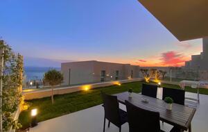 Well Appointed Seaside Living with Resort Wide Access - Palasë, Albania