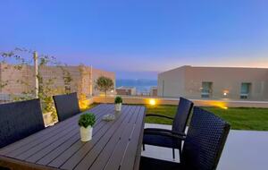 Well Appointed Seaside Living with Resort Wide Access - Palasë, Albania
