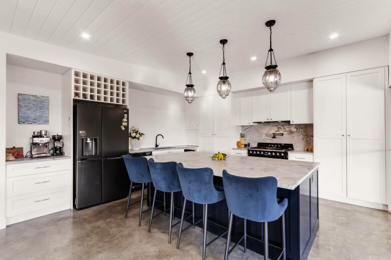 Luxury Off-Grid Hinterland Retreat - Fernvale, Australia