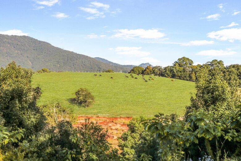Luxury Off-Grid Hinterland Retreat - Fernvale, Australia