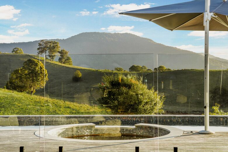 Luxury Off-Grid Hinterland Retreat - Fernvale, Australia