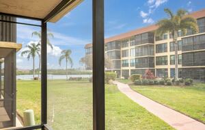 Waterfront Condo with Lanai and Beach Access - Indian Shores, Florida