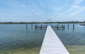 Waterfront Condo with Lanai and Beach Access - Indian Shores, Florida