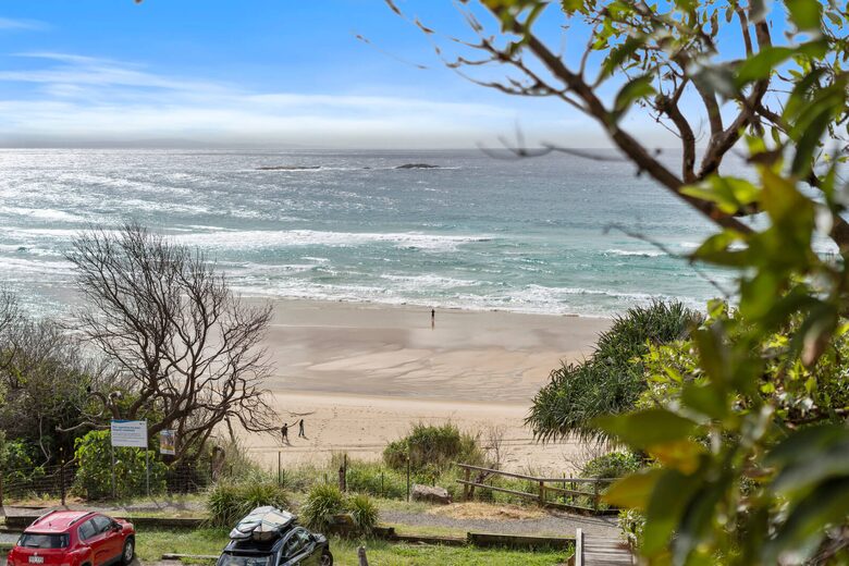 Beachfront Views at Waves 15 - Point Lookout, Australia