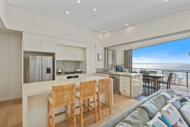 Beachfront Views at Waves 15 - Point Lookout, Australia