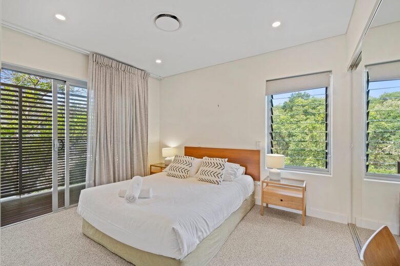 Beachfront Views at Waves 15 - Point Lookout, Australia