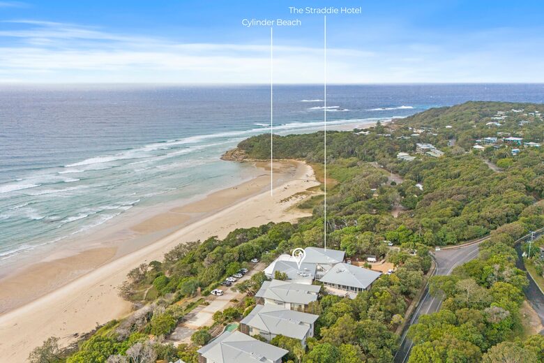 Beachfront Views at Waves 15 - Point Lookout, Australia