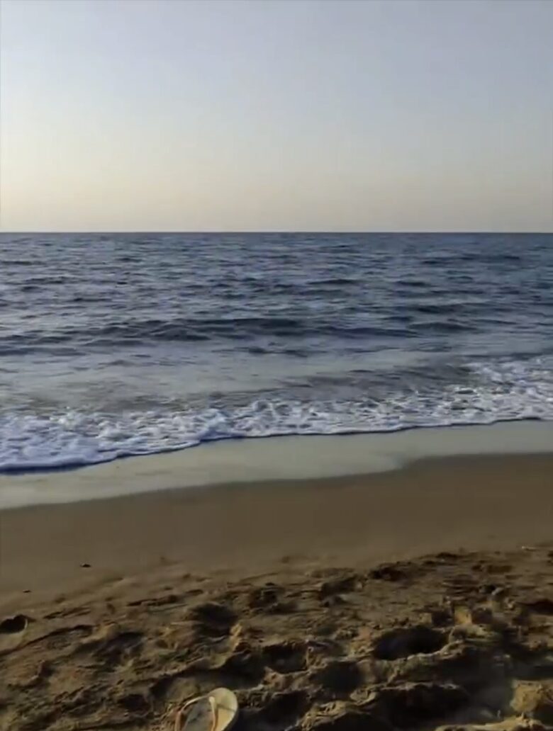 esentepe beach 2 min drive, restaurant/bar and ammenites