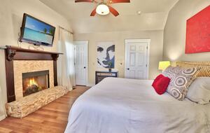The Wimberley Sunset Villa - Wimberley, Texas