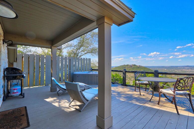 The Wimberley Sunset Villa - Wimberley, Texas