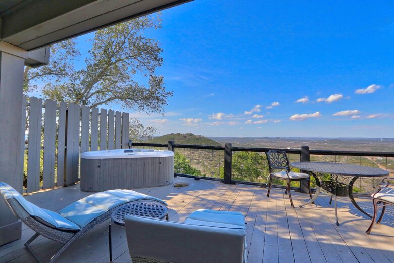 The Wimberley Sunset Villa - Wimberley, Texas