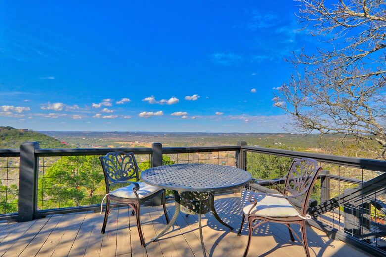 The Wimberley Sunset Villa - Wimberley, Texas