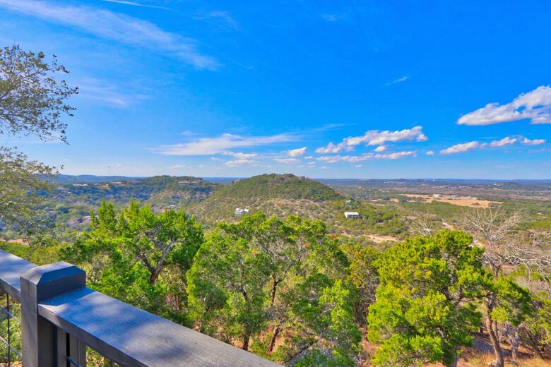 The Wimberley Sunset Villa - Wimberley, Texas