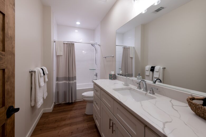 Luxury Mountain Hideaway Near Downtown Blue Ridge - Blue Ridge, Georgia